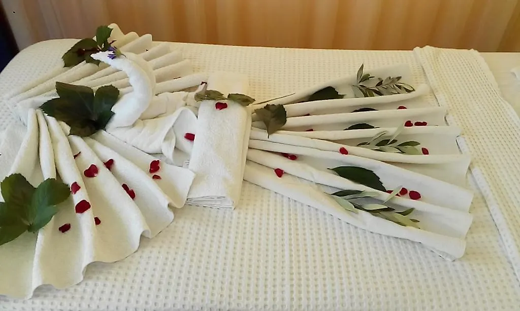 Mor Suite Kusadasi 3*,