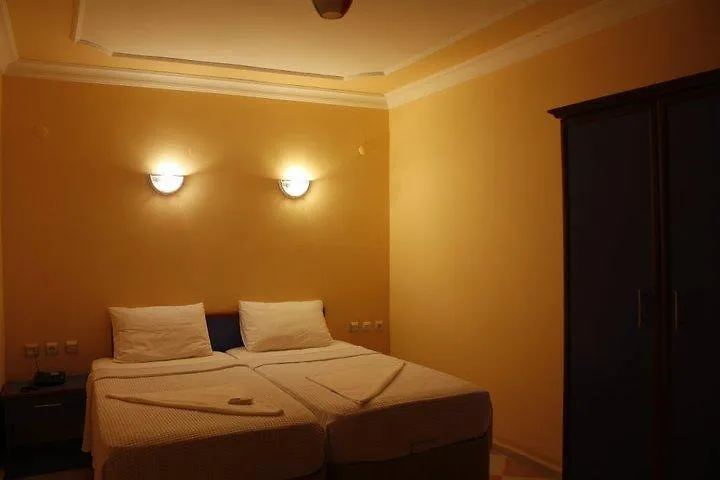 Mor Suite Kusadasi